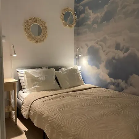 Lehome Airport Apartment *